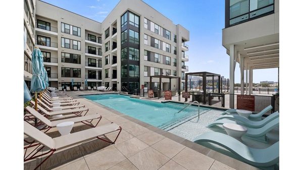 The Oliver apartments in Houston, TX