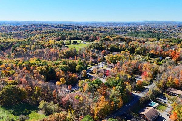 Oakledge Estates Toussaint Apt apartments in Lewiston, ME