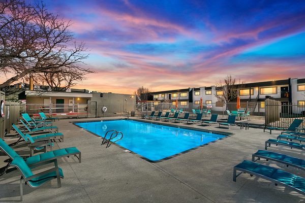 Tesota Four Hills apartments in Albuquerque, NM