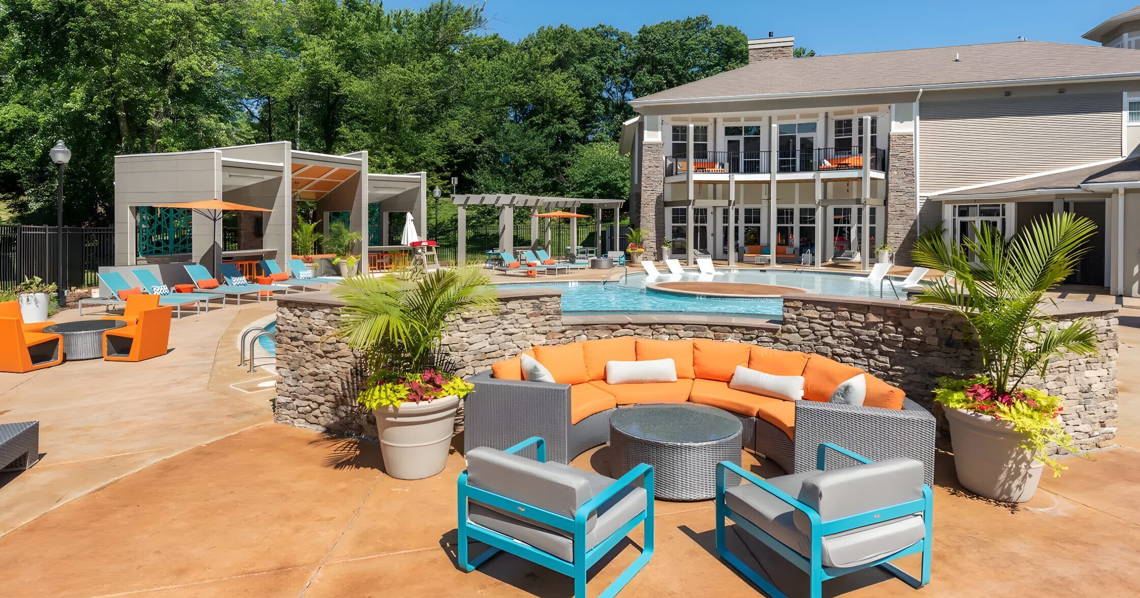 The Encore apartments in Alexandria, VA