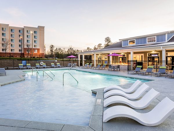 Elevate Brier Creek apartments in Raleigh, NC