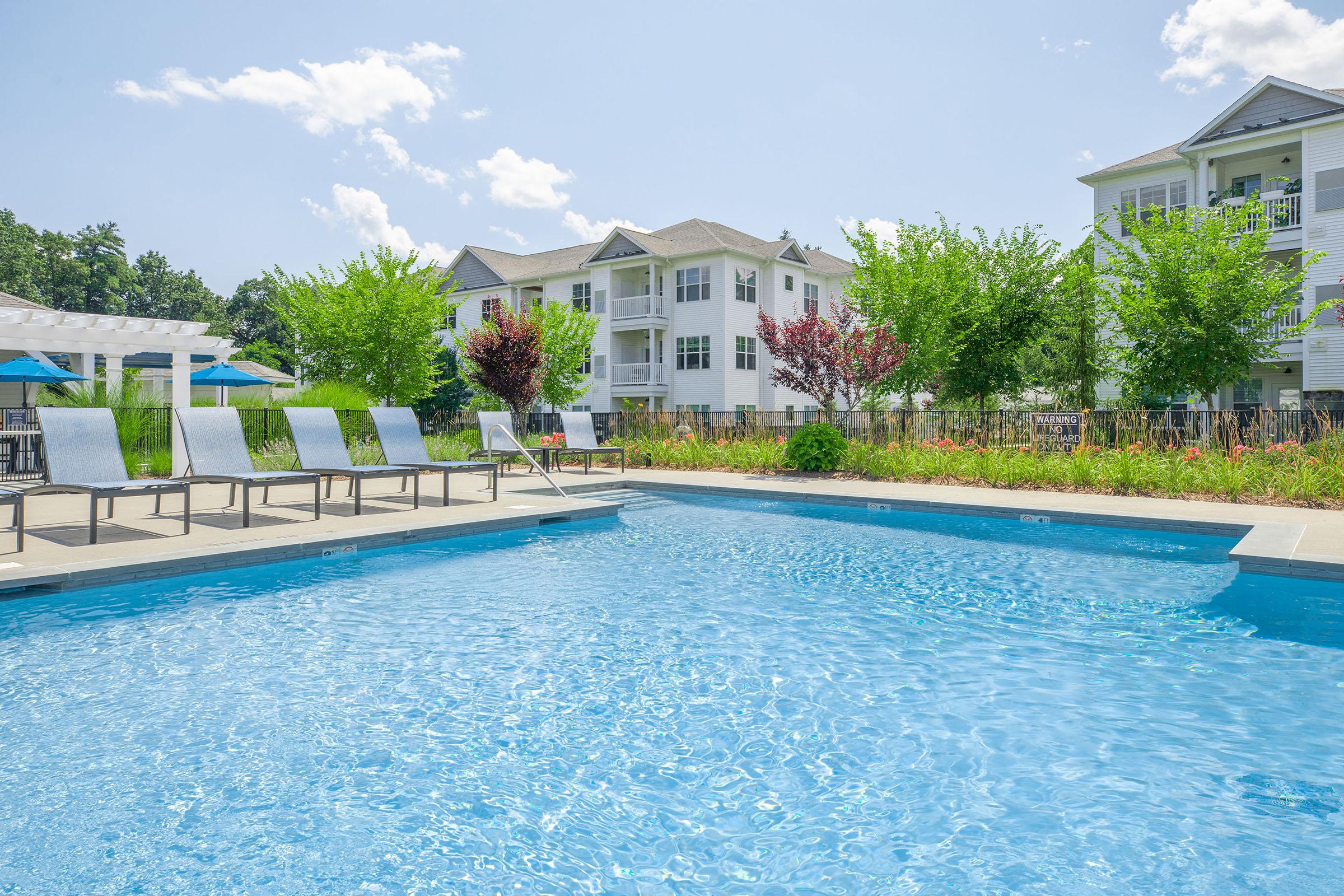The Pointe at Dorset Crossing apartments in Simsbury, CT