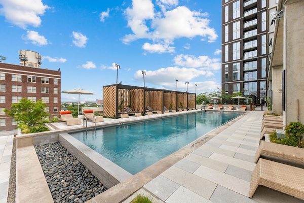 300 Main apartments in San Antonio, TX
