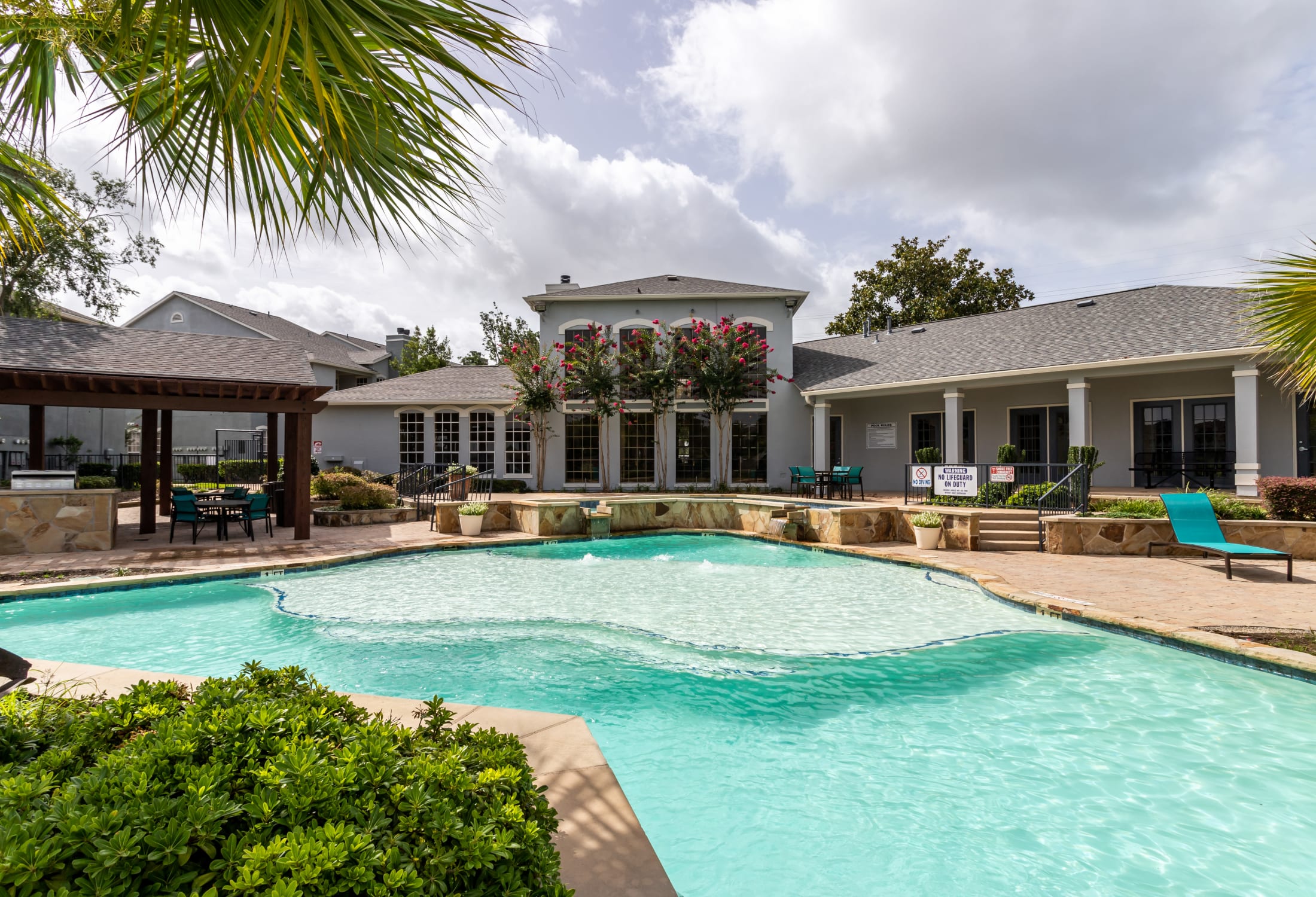 Signature Point Apartment Homes apartments in League City, TX