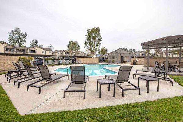 Shadow Canyon Apartments apartments in Hemet, CA