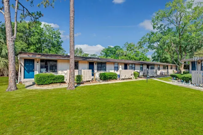 Oak Shade Apartments apartments in Orange City, FL