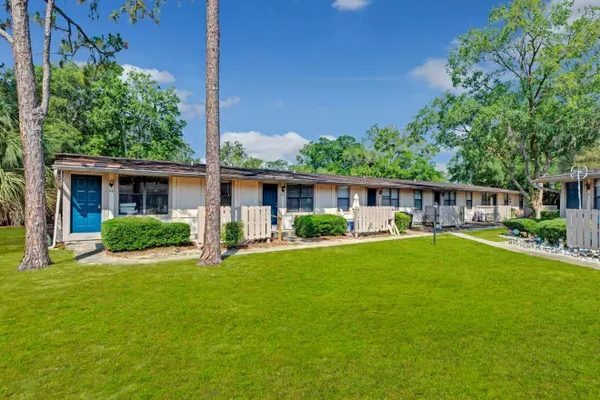 Oak Shade Apartments apartments in Orange City, FL