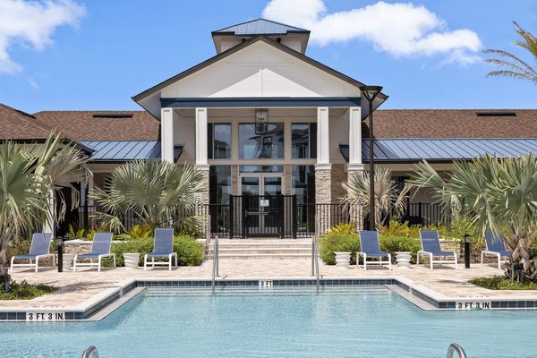 Integra Myst apartments in Deltona, FL