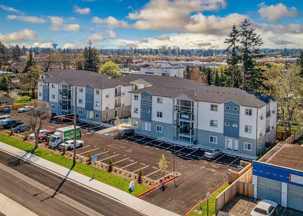 Lake Grove Apartments apartments in Tacoma, WA