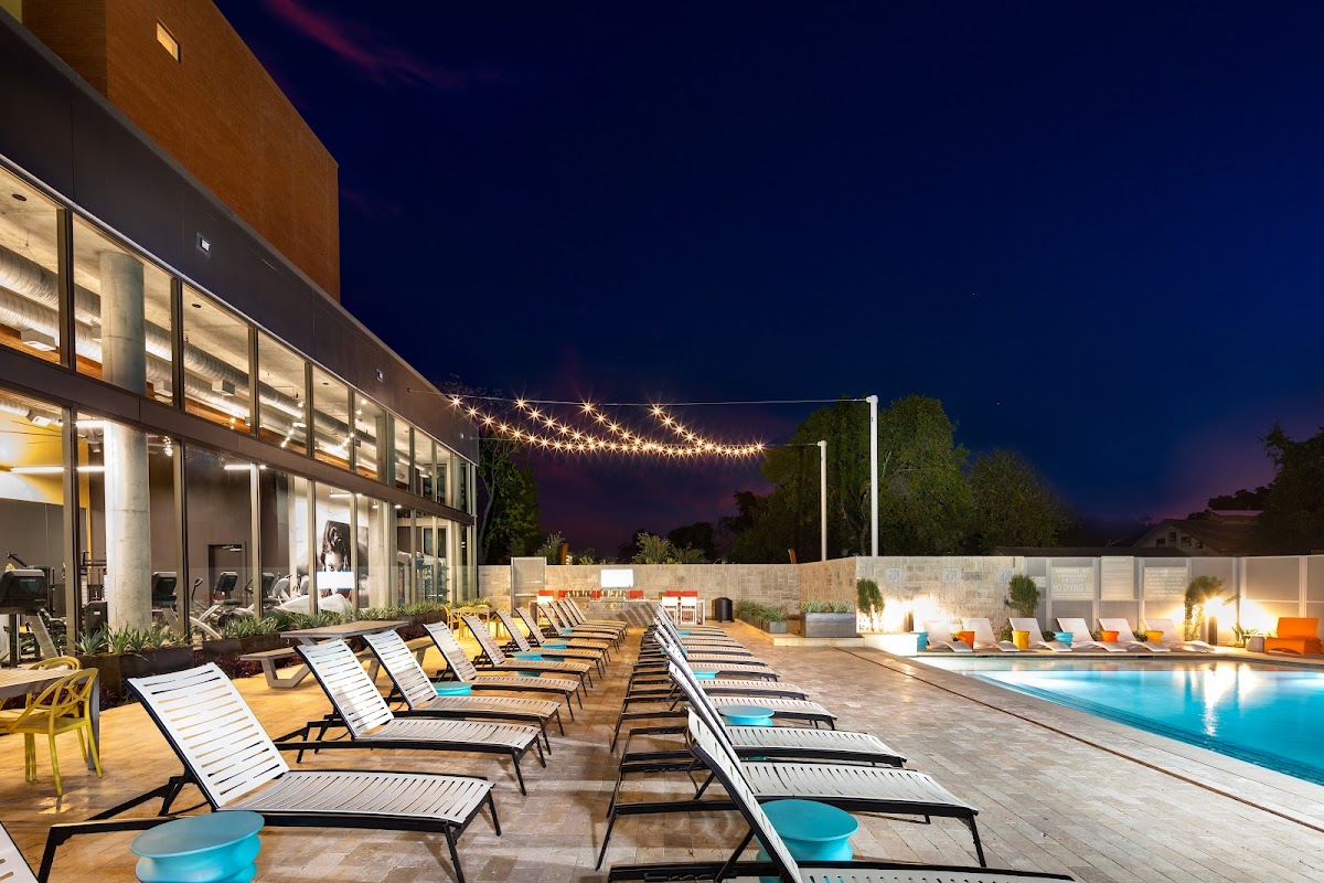 Residences at Saltillo apartments in Austin, TX
