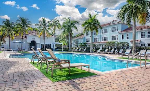 Floresta apartments in Jupiter, FL