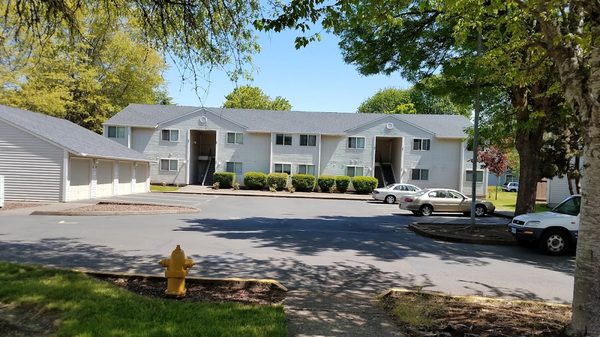 Applewood Apartments apartments in Eugene, OR