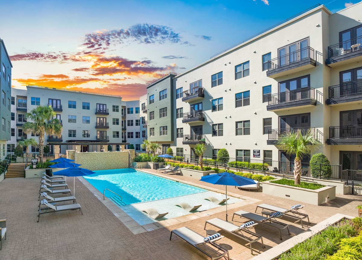 MAA Katy Trail apartments in Dallas, TX