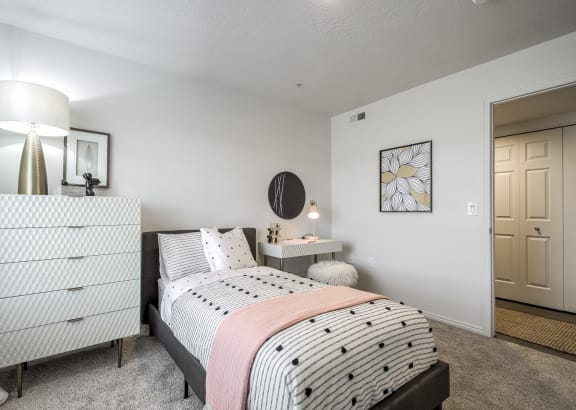 Monarch Meadows apartments in Riverton, UT
