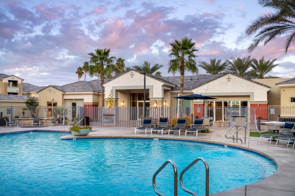 Volta on Broadway apartments in Phoenix, AZ