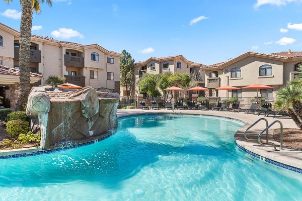 San Portella apartments in Tempe, AZ