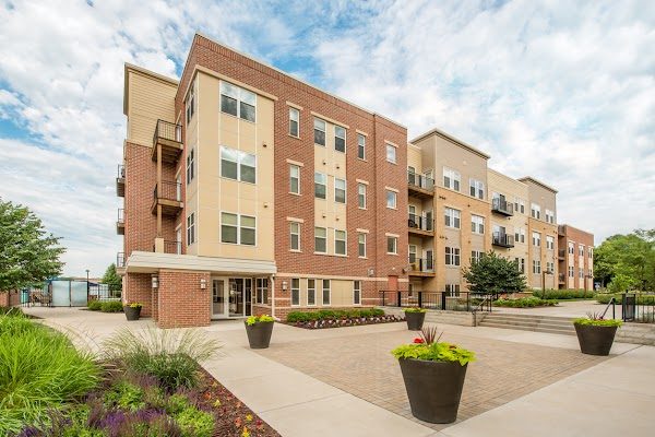 The Enclave Luxury Apartments apartments in Wauwatosa, WI