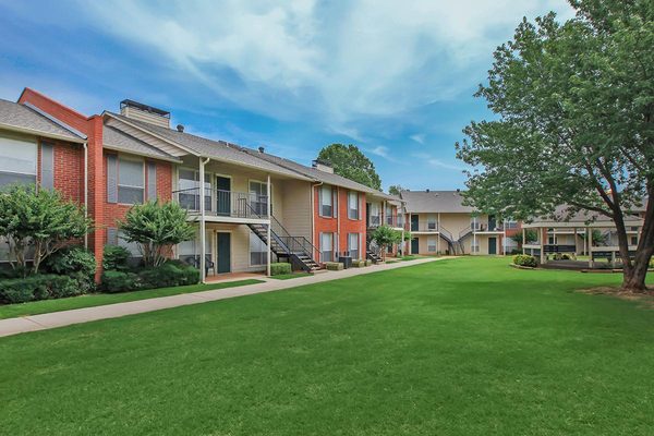 Willow Creek Apartments apartments in Midwest City, OK