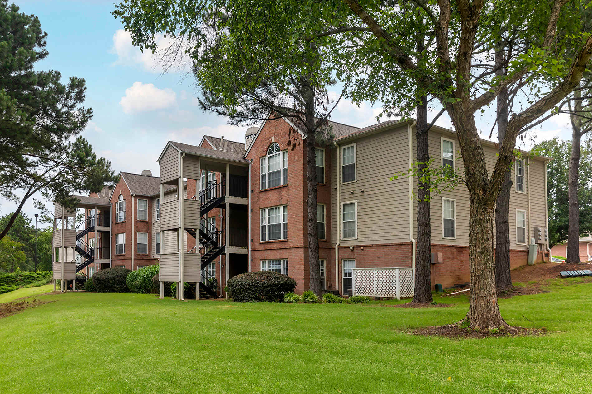 Southaven Pointe Apartments apartments in Southaven, MS