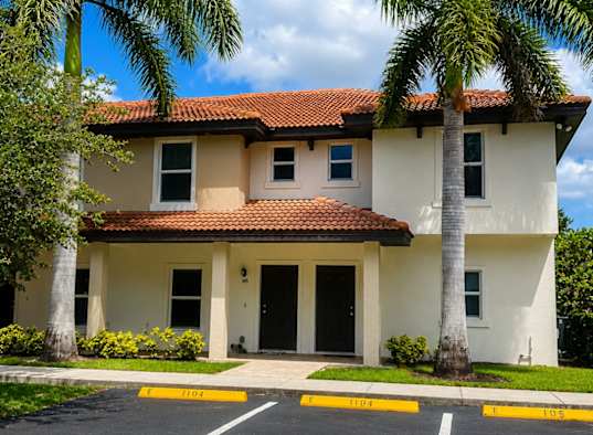 Bonita Preserve Townhomes apartments in Bonita Springs, FL
