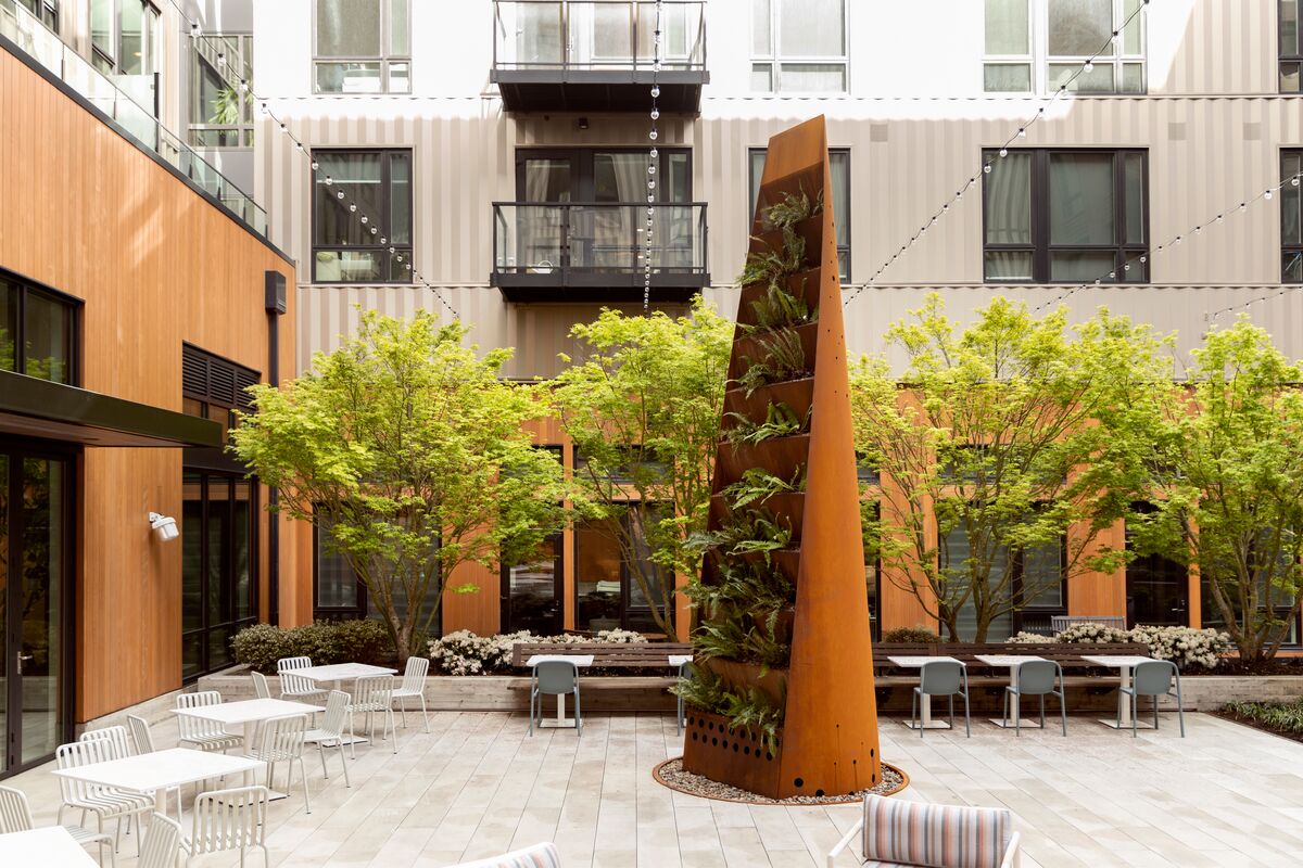 Saltwood Apartments apartments in Portland, OR