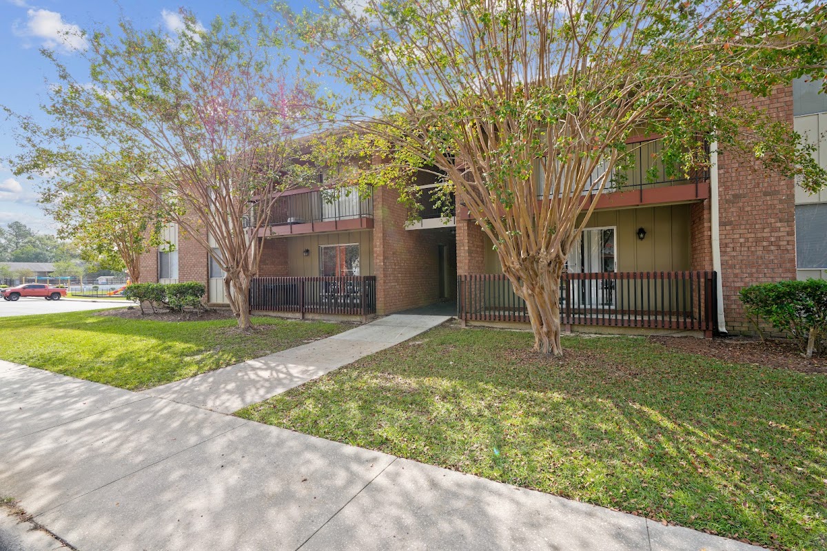 Lakeside Lakeview Apartments apartments in Valdosta, GA