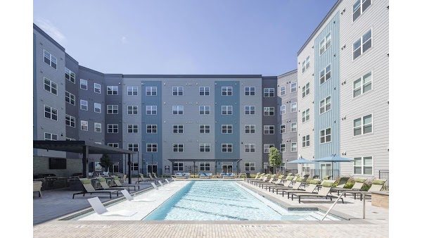 Broadstone EADO apartments in Houston, TX