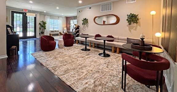 Bel Air On Maple Apartments apartments in Dallas, TX