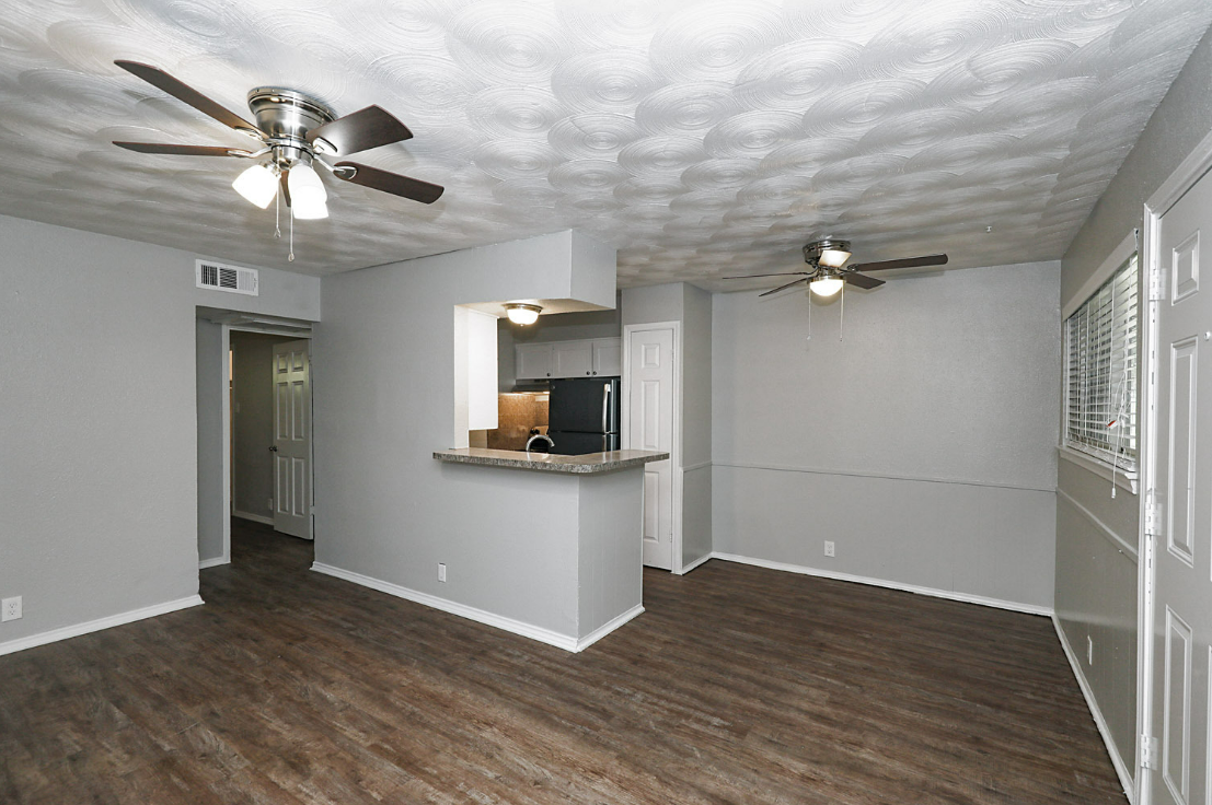 Koko/Luau Apartments apartments in Dallas, TX