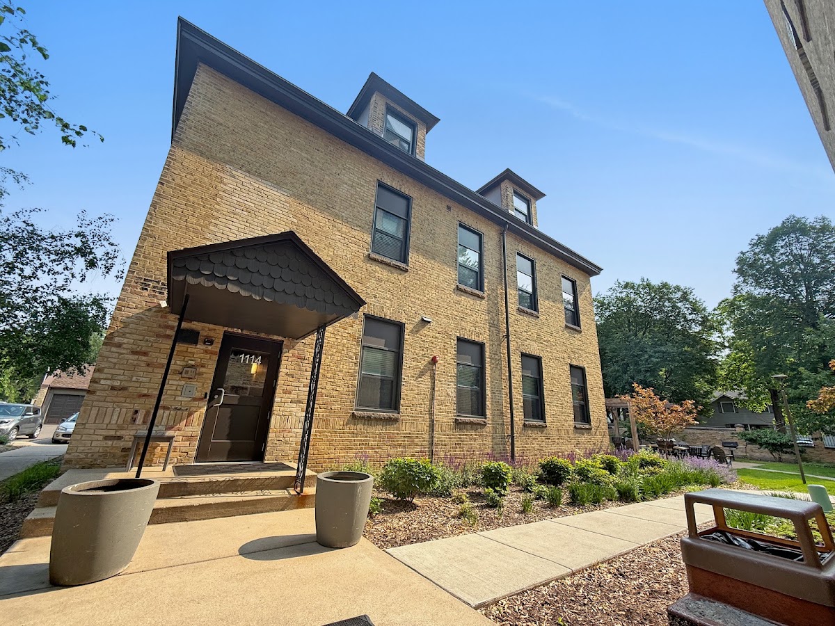 Stonehouse Square Apartments apartments in Minneapolis, MN