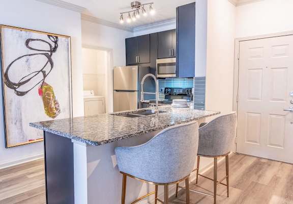 Meridian at Grandview apartments in Columbus, OH