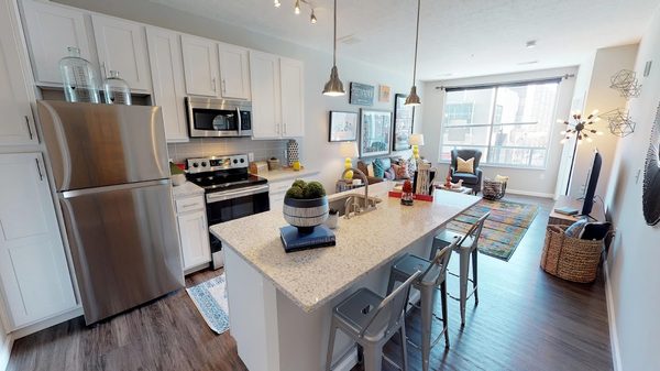Luxe Belle apartments in Columbus, OH