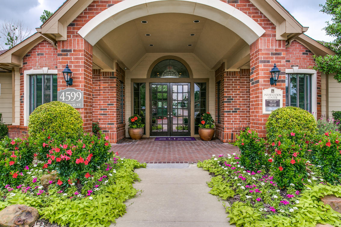 The Abbott Apartments apartments in Dallas, TX