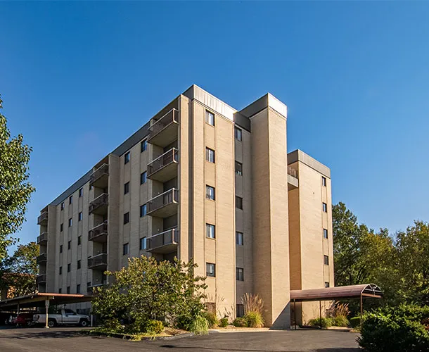 Regency Towers apartments in Springfield, MO