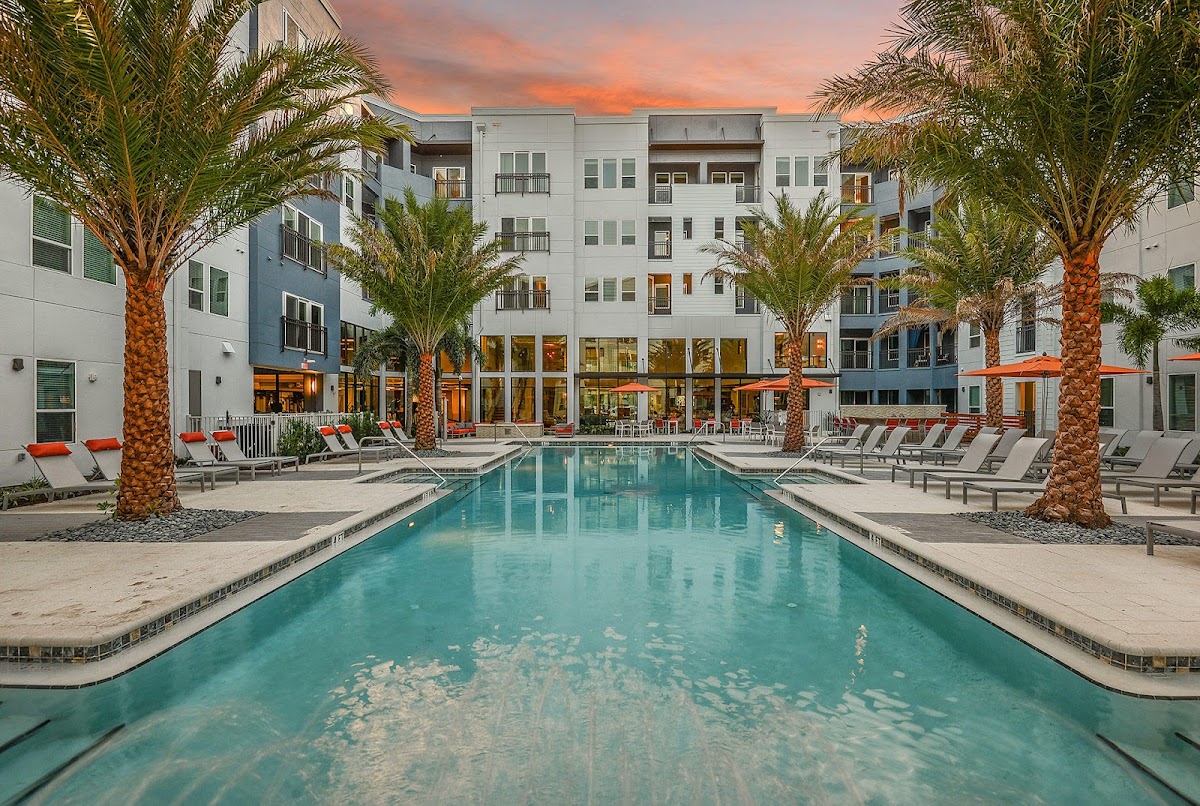 Aurora Apartments apartments in Tampa, FL
