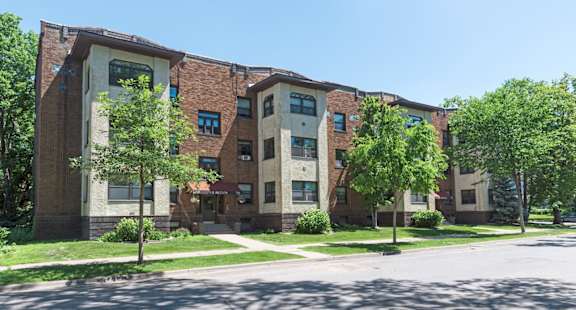 Breton Apartments apartments in Minneapolis, MN