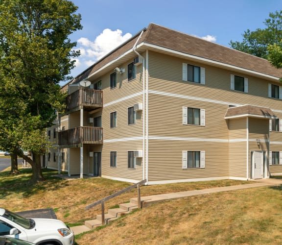 Woodland West Apartments apartments in West Des Moines, IA