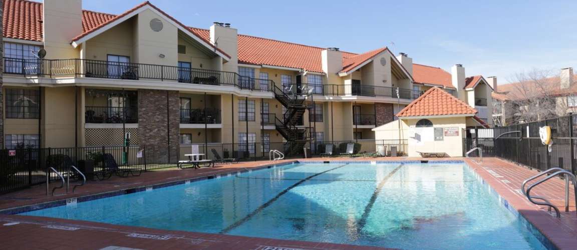 Regal Villas Apartments apartments in Dallas, TX