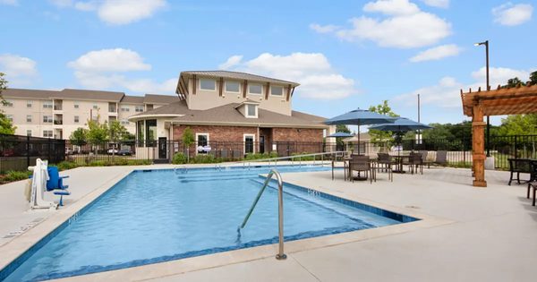 Lakeview Pointe - 55+ Community apartments in Rowlett, TX