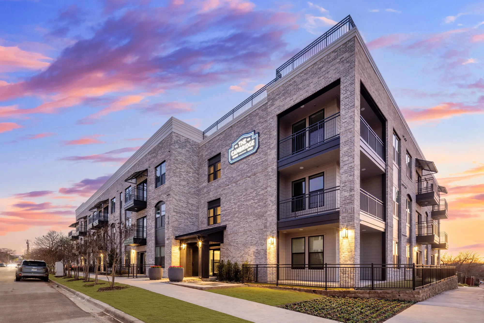 The Cambridge at Bishop Ridge Apartments apartments in Dallas, TX