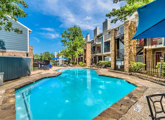 Apartment of the Hills of Palos Verdes apartments in Mesquite, TX