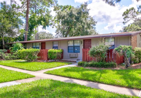 Camellia Court Apartments apartments in Daytona Beach, FL