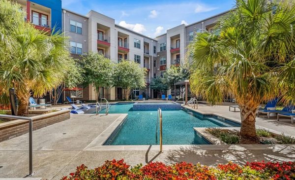The Mark at Midtown apartments in Dallas, TX