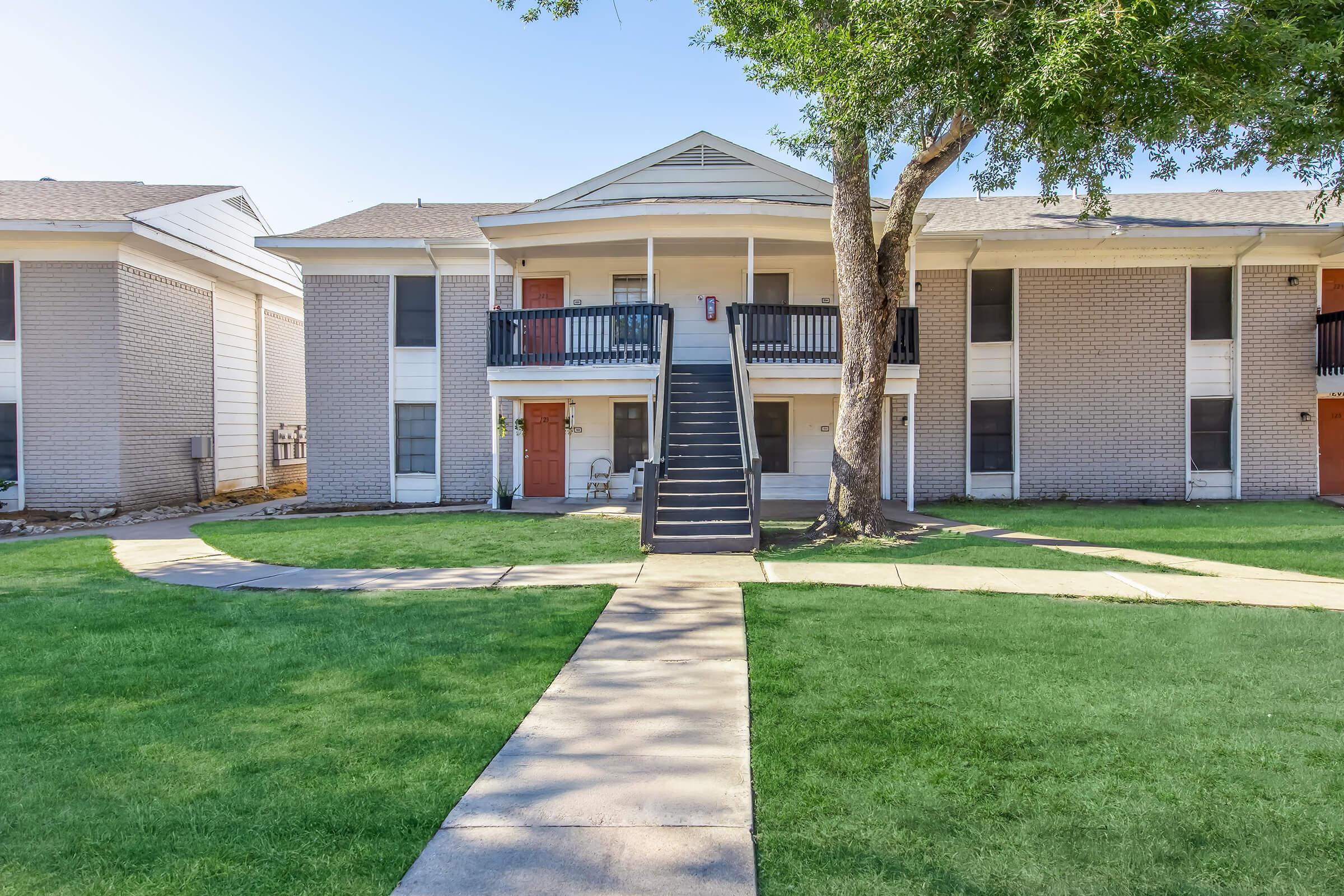 Emerald Point Apartments apartments in Irving, TX