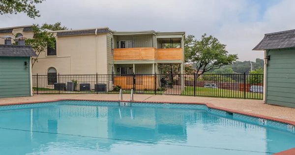 The Hills apartments in Irving, TX