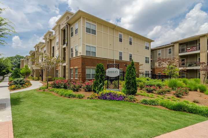 Ashley Auburn Pointe apartments in Atlanta, GA