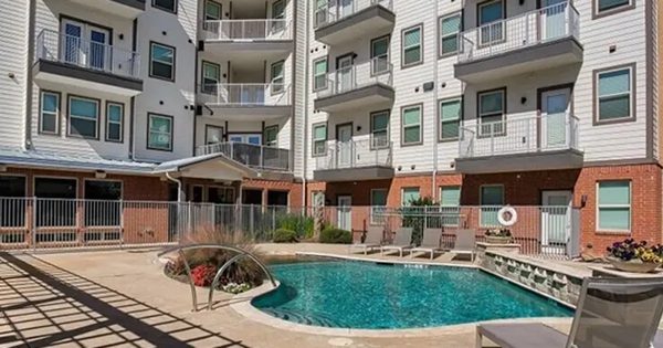 Vitae Residences apartments in Denton, TX