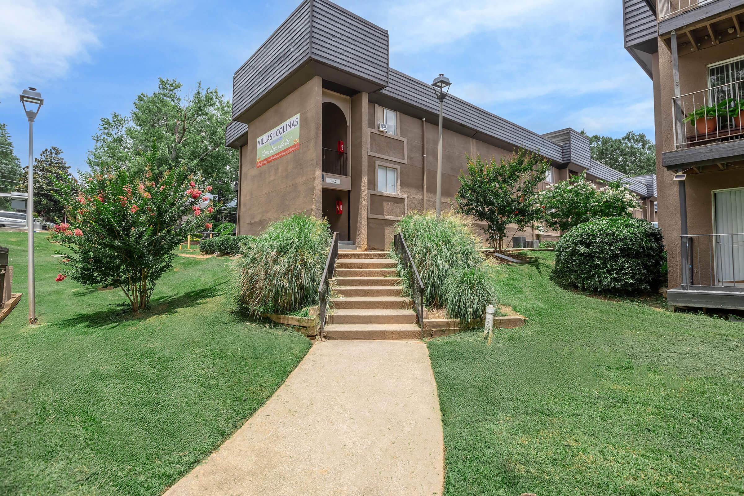 Villas De Las Colinas One apartments in Atlanta, GA