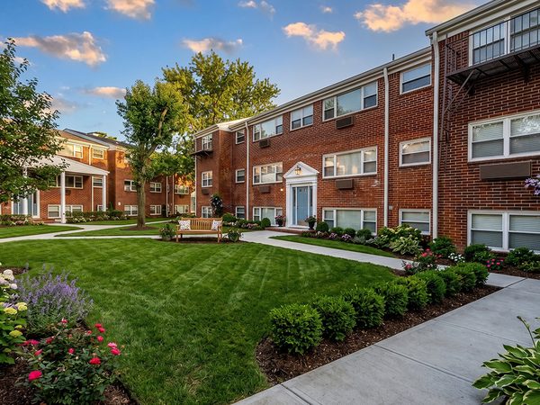 Valley Manor Apartments apartments in Edison, NJ