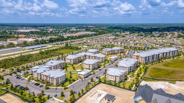 Parc Hill Senior Living apartments in Orange City, FL
